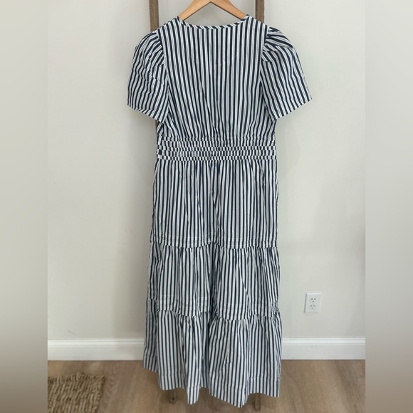Quince 100% Organic Cotton Poplin Tiered
Maxi Dress Hudson Stripe Small NWT - Picture 6 of 13